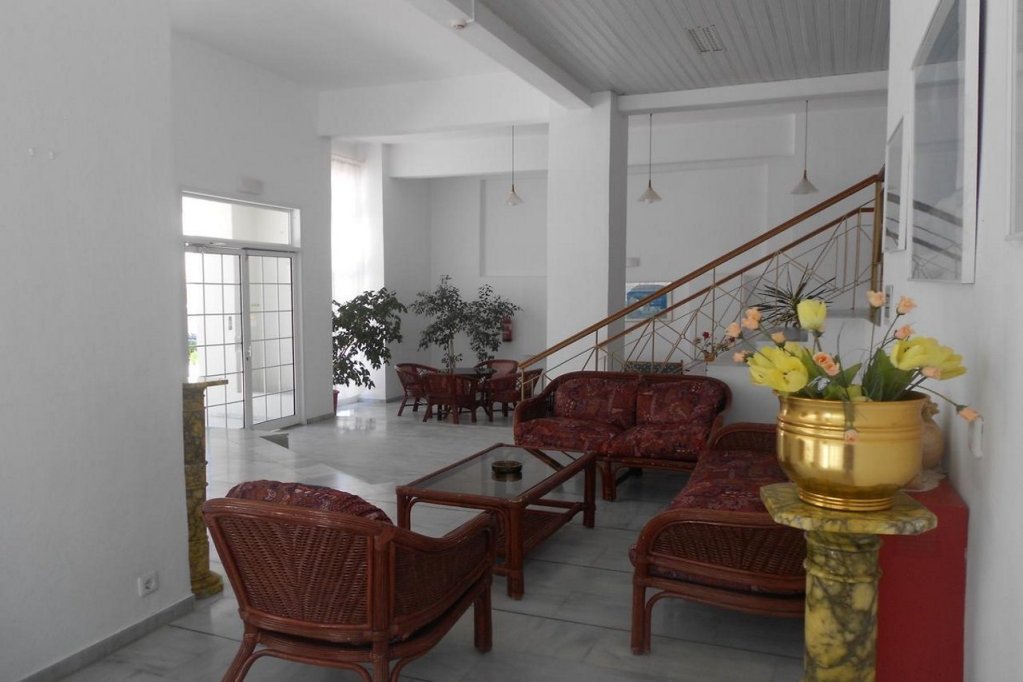 Фото Jasmine Hotel Apartments