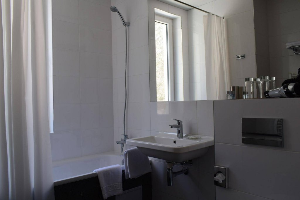 Фото Parkhotel Carlsbad Inn