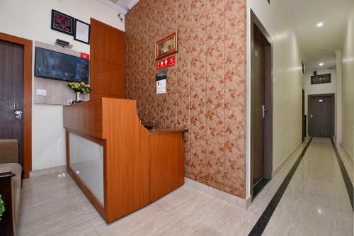 Фото Oyo 11480 Hotel Blue Star