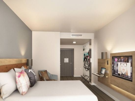 Фото Moxy Dublin City