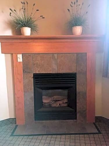 Фото AmericInn by Wyndham Hartford Wi