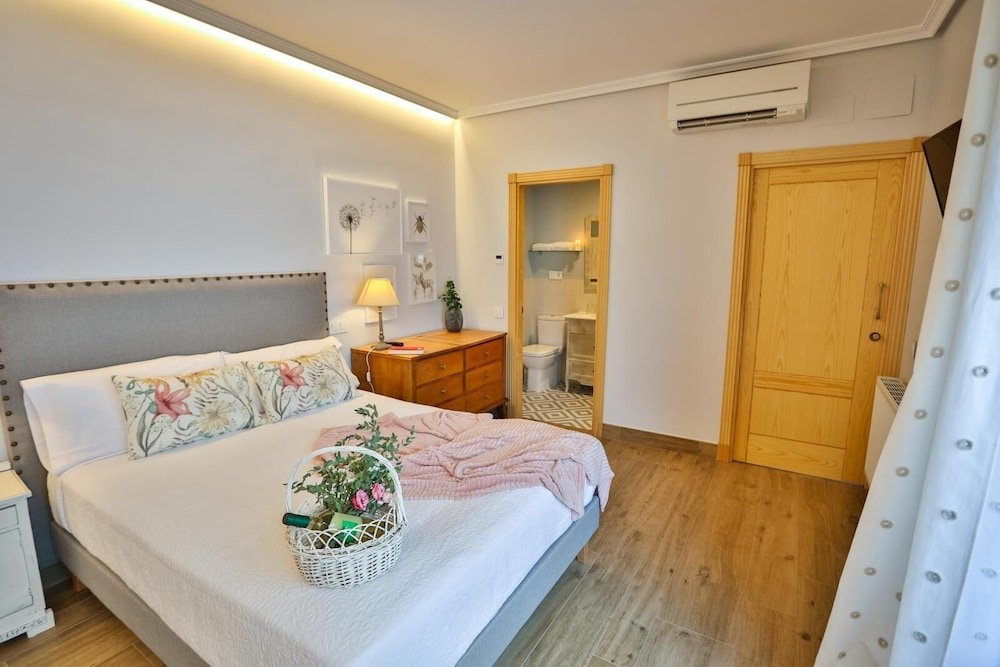 Фото El Patio de los Jazmines Boutique-House