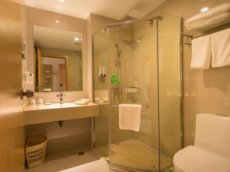 Фото GreenTree Inn Zhangjiagang Yangshe Old Street Stadium