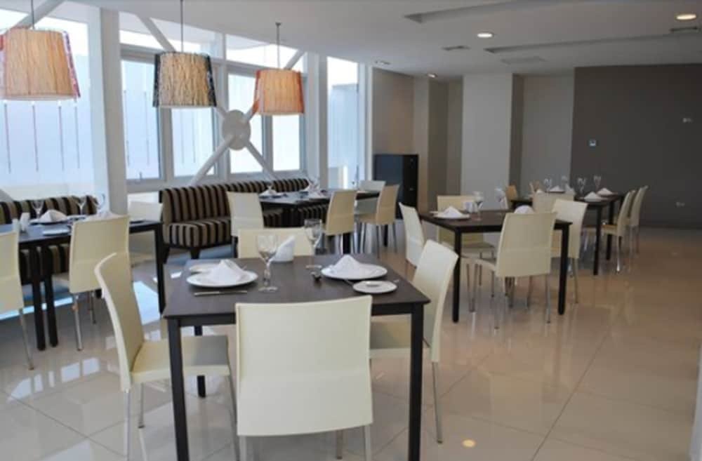 Фото 17404118573