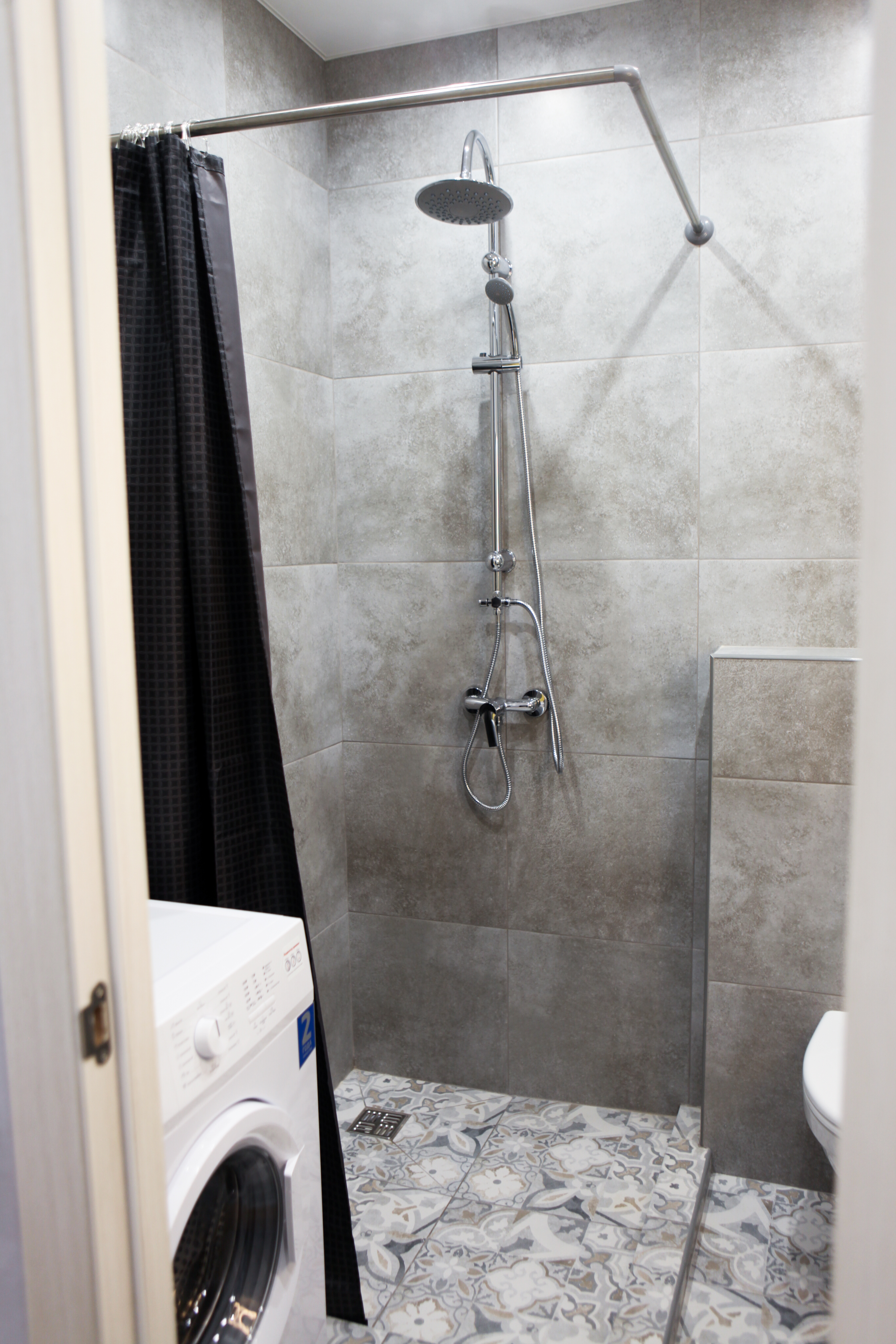 Фото В Небоскребе с видом на Останкинскую башню