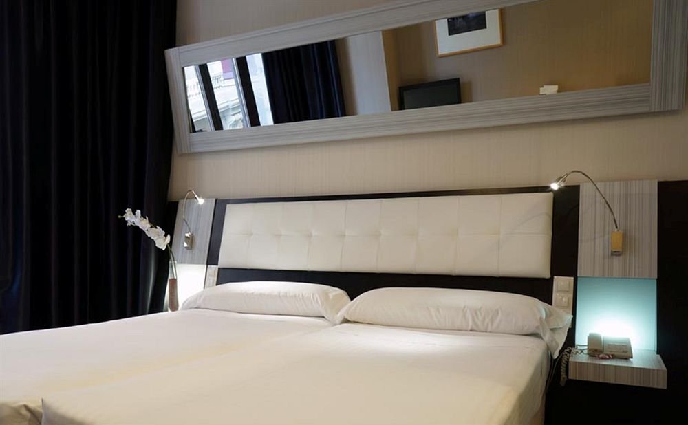 Фото Petit Palace Chueca