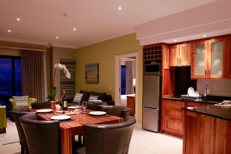 Фото Brenton Haven Beachfront Resort