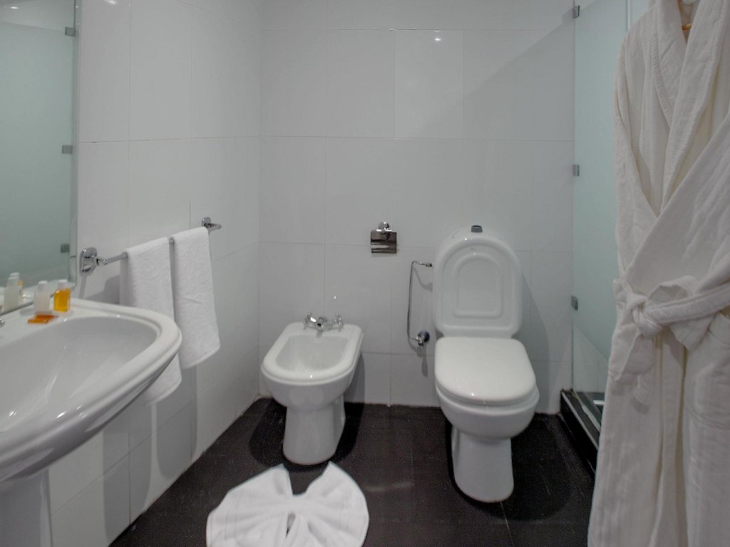 Фото Yaad City Hotel