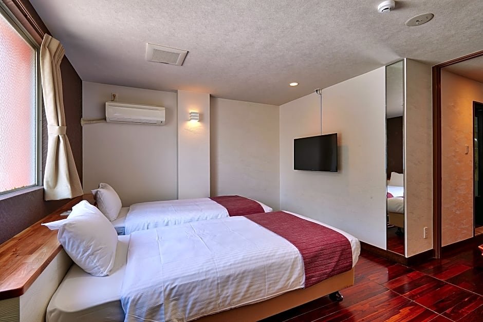 Фото The Trip Inn Okinawa Rycom