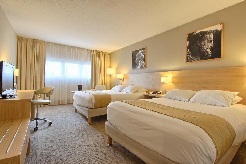 Фото Best Western Plus Paris Orly Airport