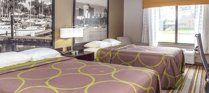 Фото Super 8 by Wyndham Delavan Near Lake Geneva