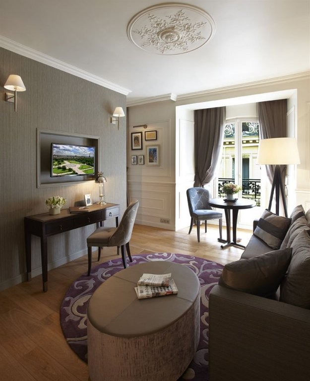 Фото La Clef Louvre Paris