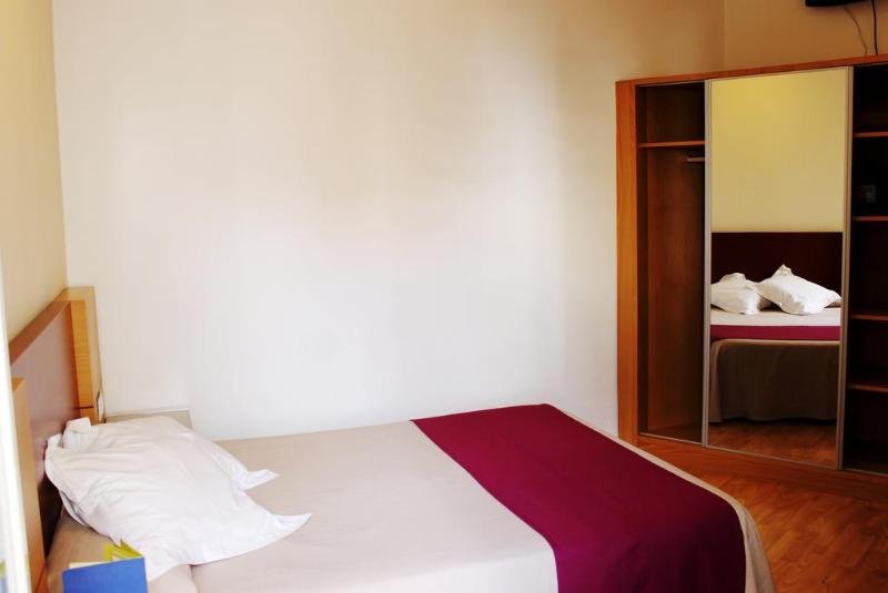Фото Hotel Amic Colon