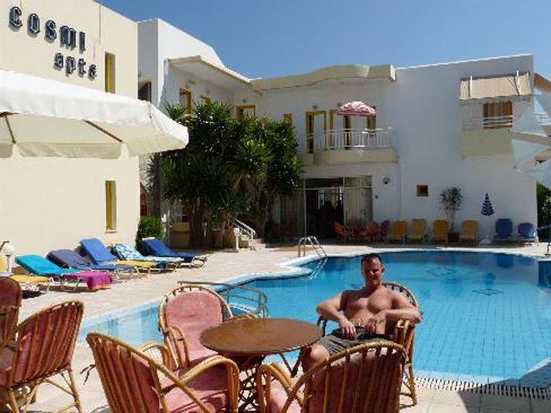 Фото Отель Cosmi Apartments