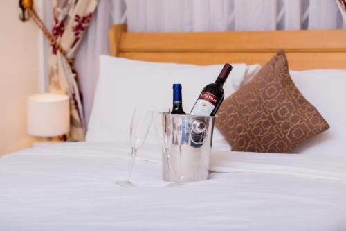 Фото Eden Vale Hotel