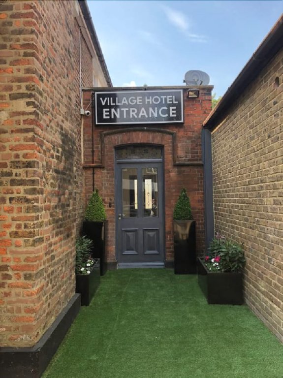 Фото Bexley Village Hotel