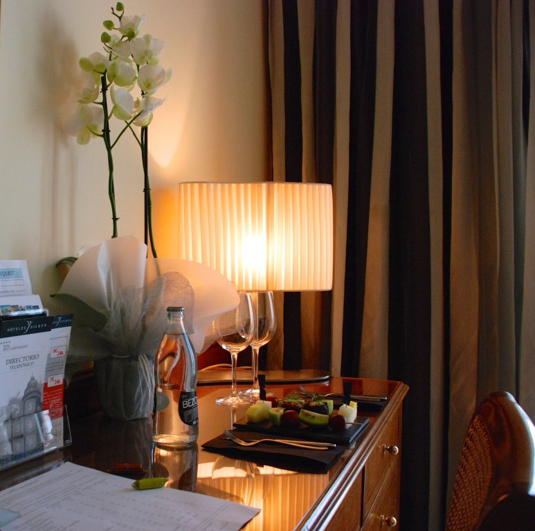 Фото Hotel Silken Rio Santander