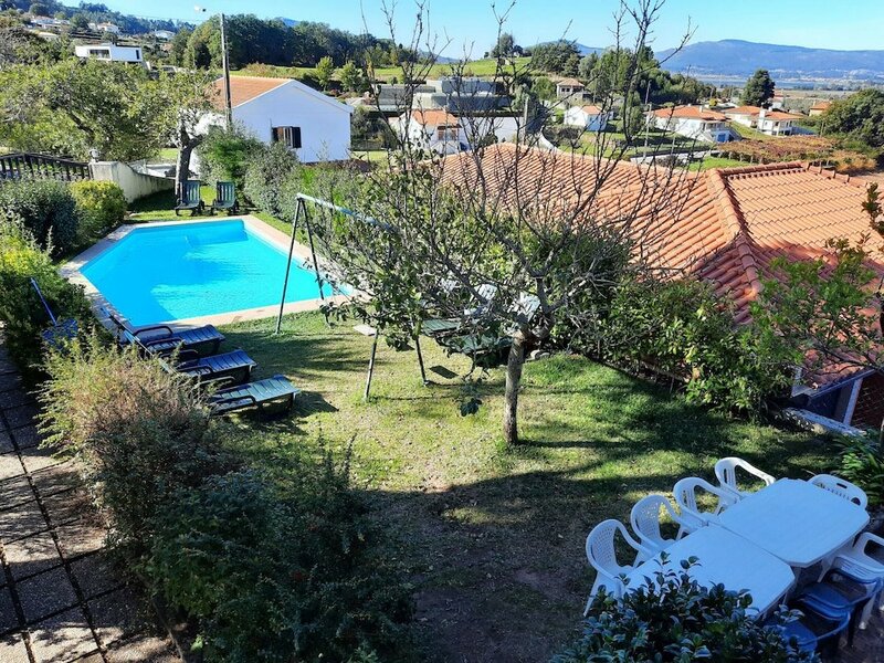 Гостиница Villa com Piscina, caminha by Izibookings