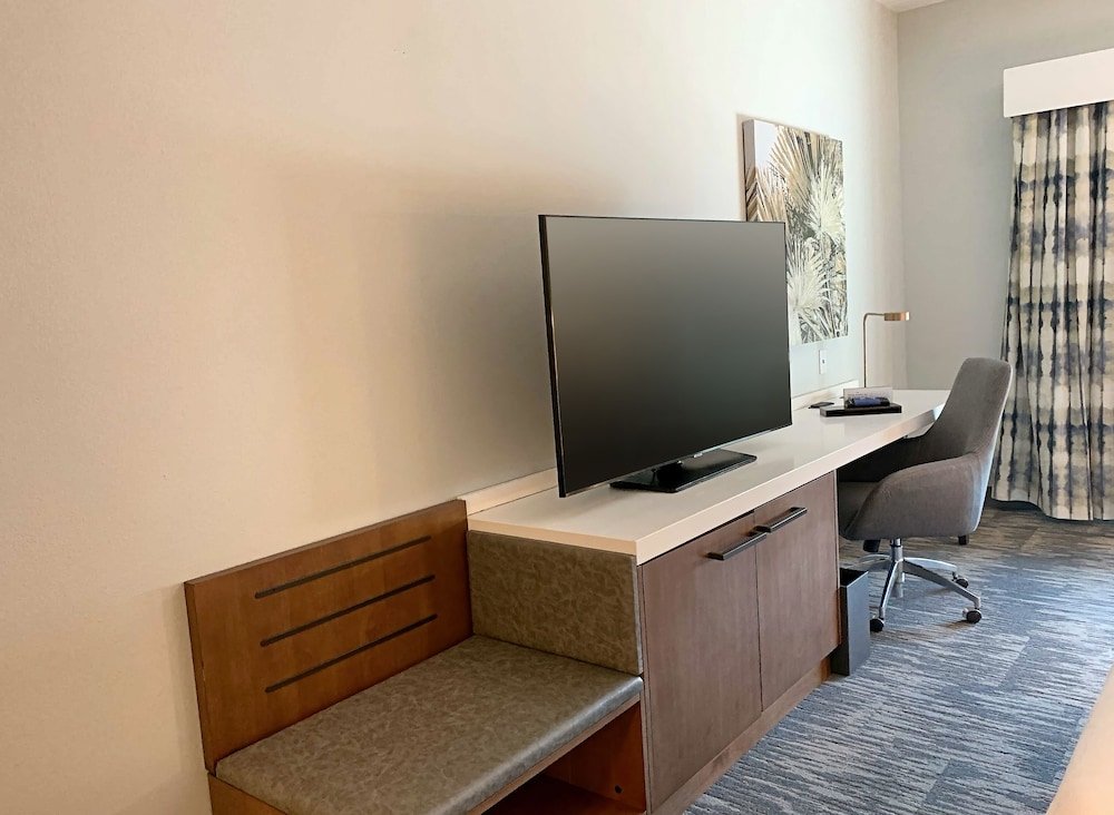 Фото Hilton Garden Inn Fremont Milpitas