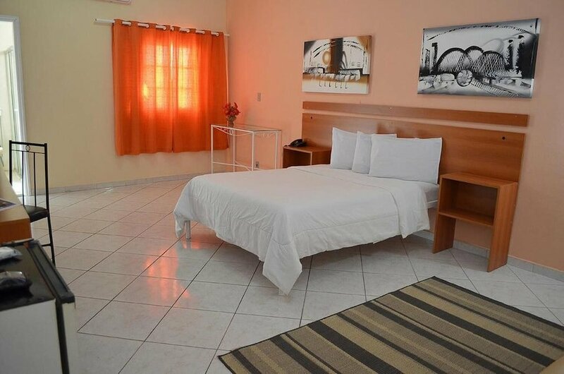 Гостиница Hotel Calabreza