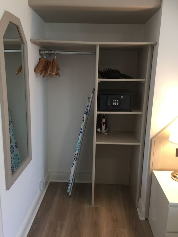 Фото Ballsbridge Townhouse - Merrion Road