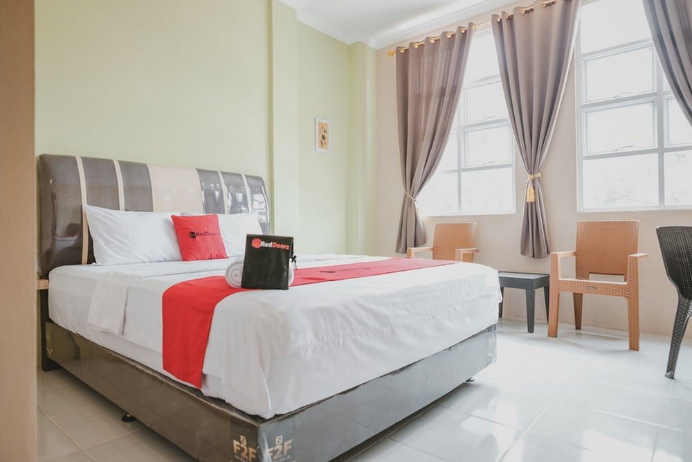 Фото Urbanview Hotel Ta Ke Jelutung Jambi