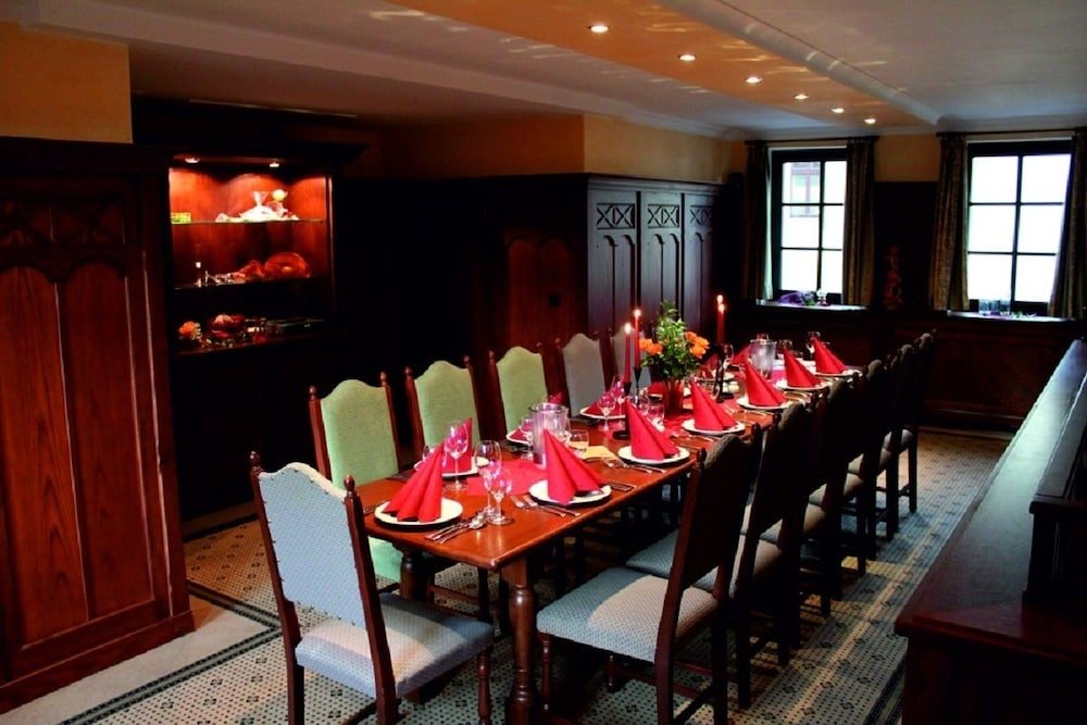 Фото Hotel & Restaurant Klosterhof