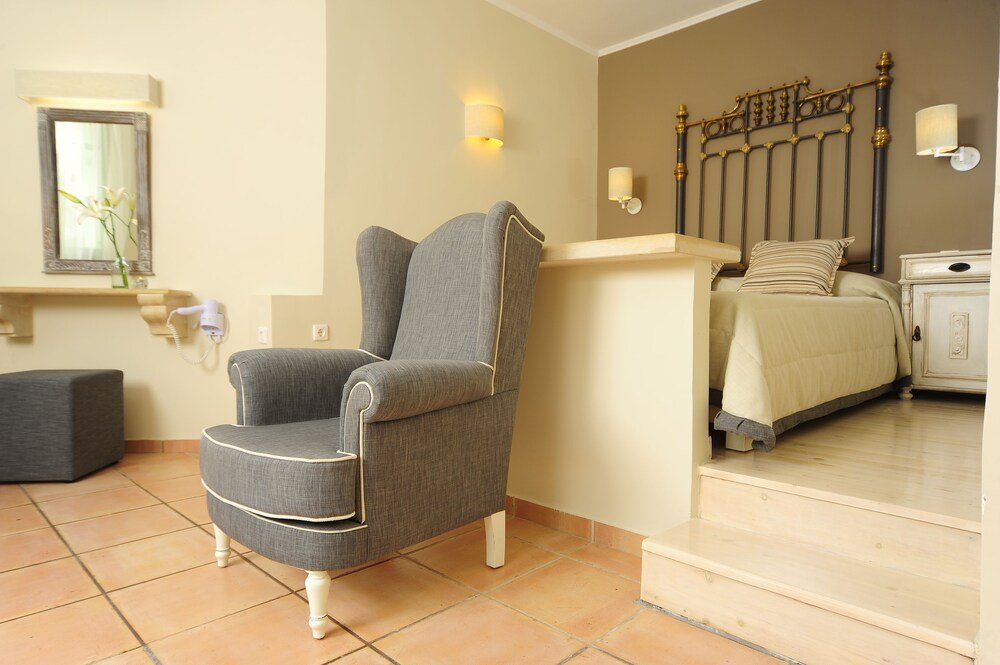 Фото Mythos Residence