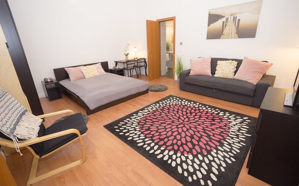 Фото Fakés Apartman