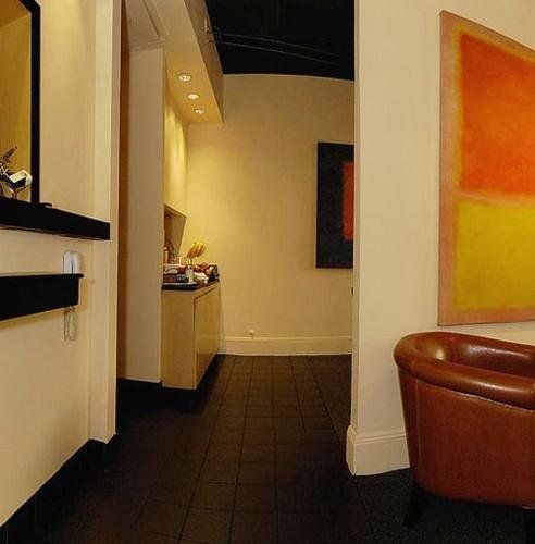 Фото Colonial House Inn