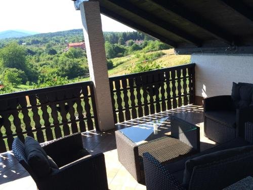 Фото 16 Lakes Hotel