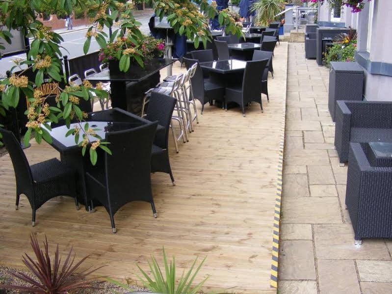 Фото The Caledonian Hotel