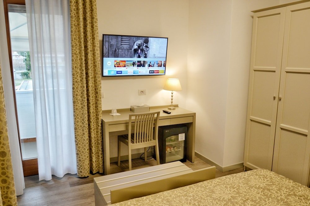 Фото Hotel Tiffany