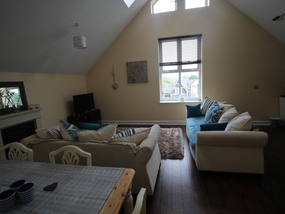 Фото Willows-Cardiff Guest House