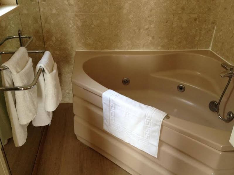 Фото Hotel du Theatre