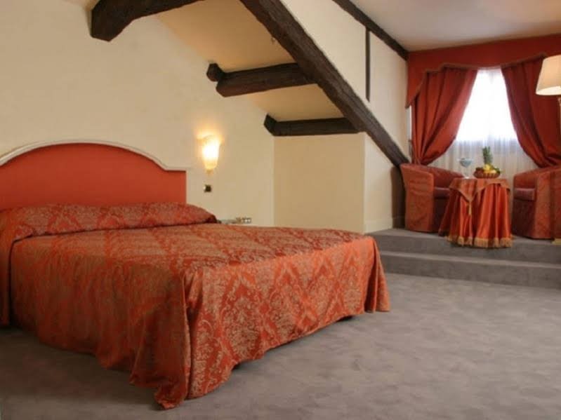 Фото Duodo Palace Hotel