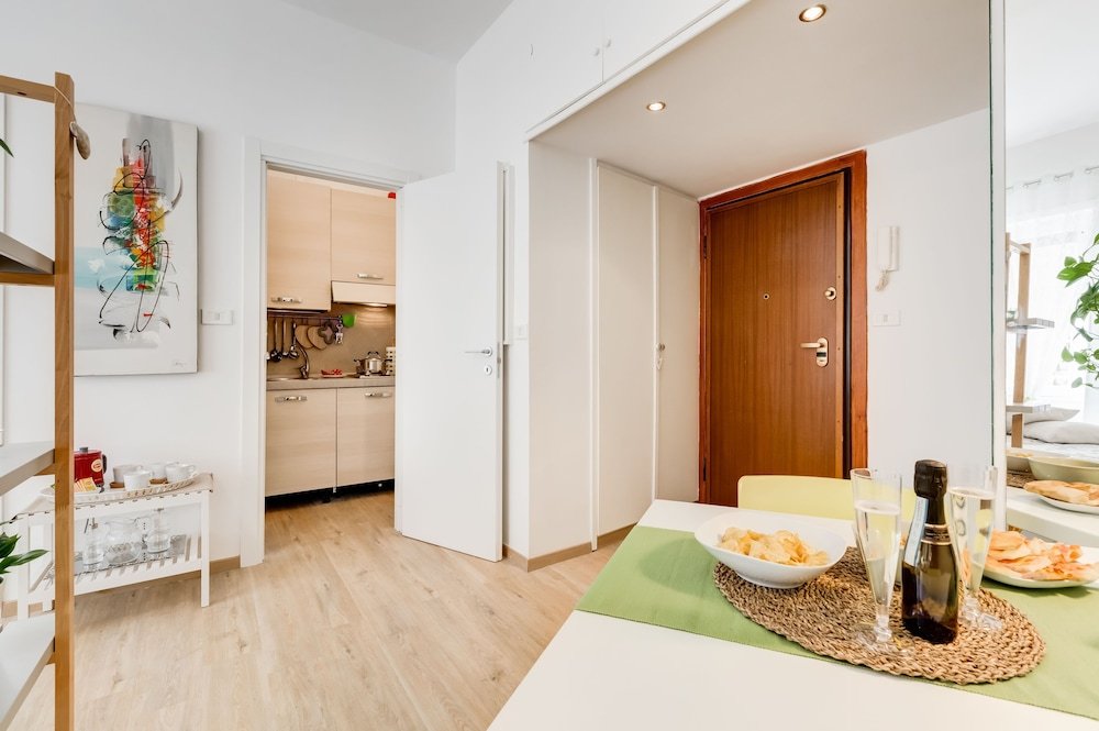 Фото 96 Degli Ubaldi Studio