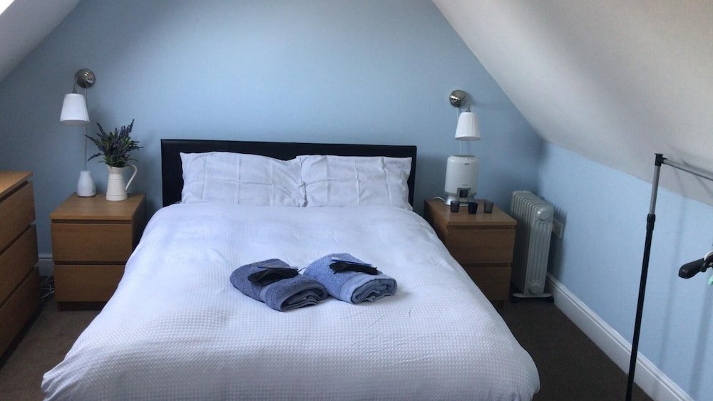 Фото Beautiful Rooms Near Excel Center