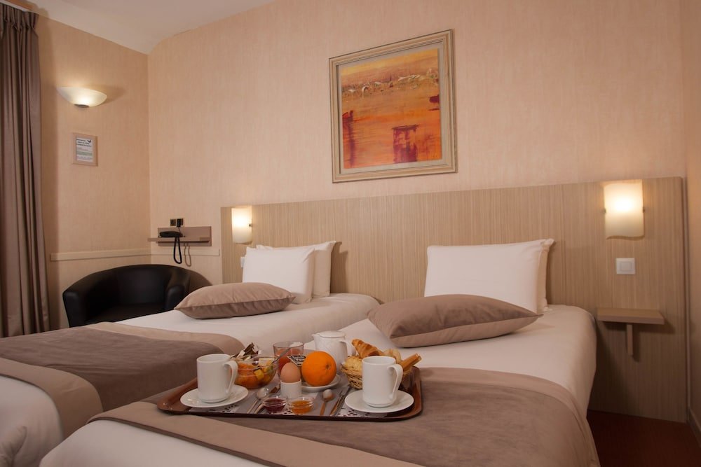 Фото Continental Hotel Angers