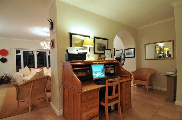 Фото The Grosvenor Guest House