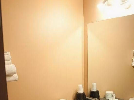 Фото Morden Motor Inn