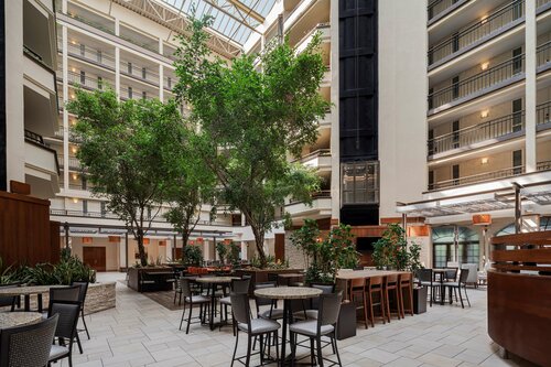 Гостиница Embassy Suites Hotel Nashville - Airport