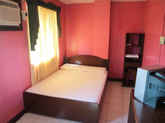 Фото Mellow Apartelle and Tourist Inn