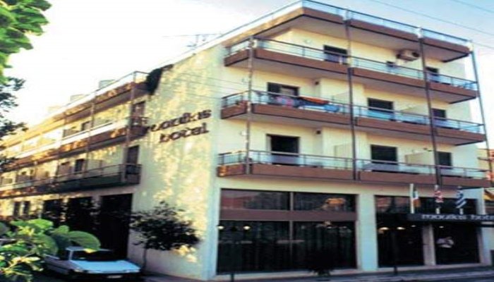Фото Mouikis Hotel