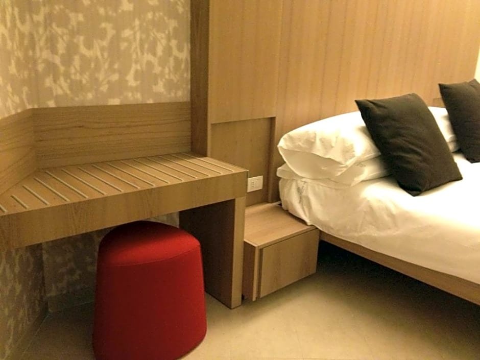 Фото Eolian Milazzo Hotel