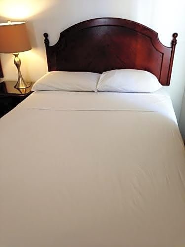 Фото Hotel Bon Accueil