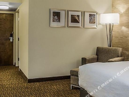 Фото Holiday Inn Saratoga Springs, an Ihg Hotel