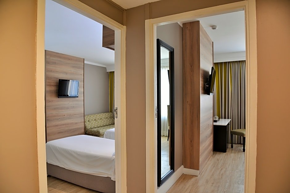 Фото Capetonian Hotel