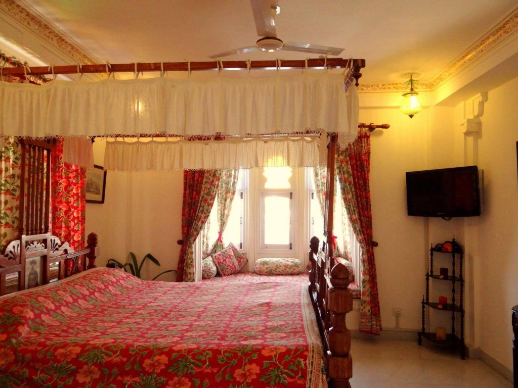 Фото Jagat Niwas Palace