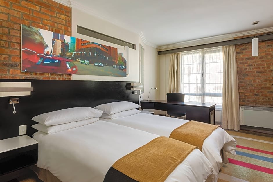 Фото Garden Court Victoria Junction